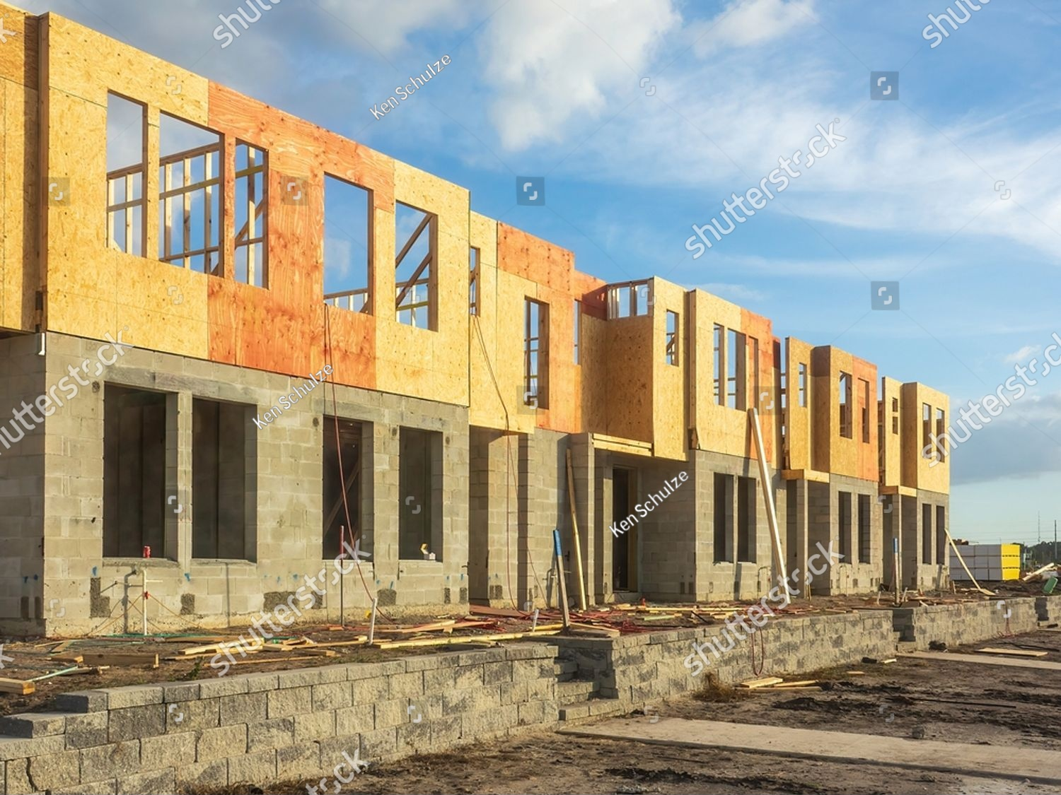 With August 1 Tariffs in Effect, Builders Navigate Cost Pressures and Cancellations